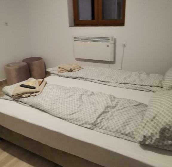 פנסיון Casa Bia Cribo Sannicolau De Munte   Bai Termale