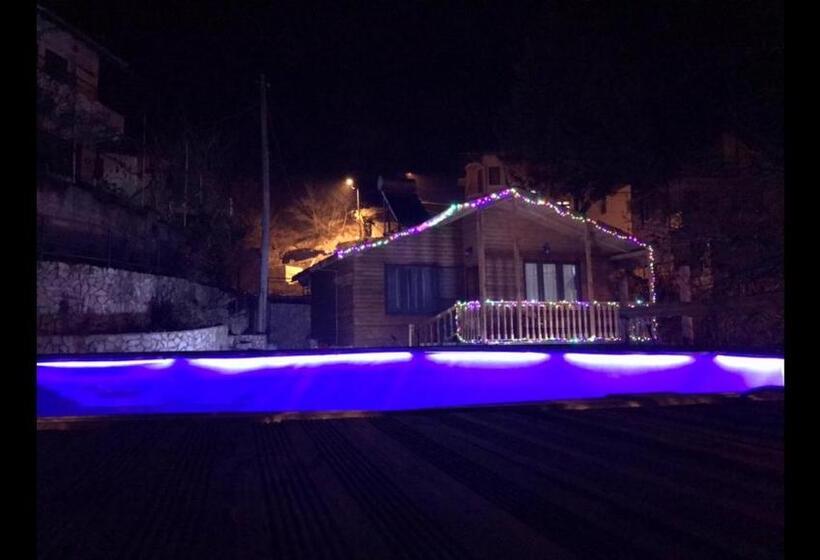 펜션 Guest House „ Mountain Rest“