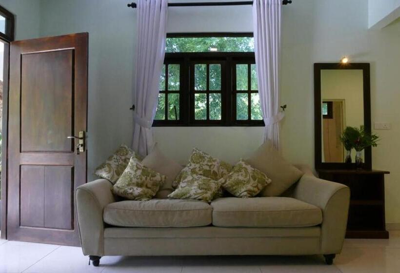 Пансион Hidden Lake Cottages Sigiriya