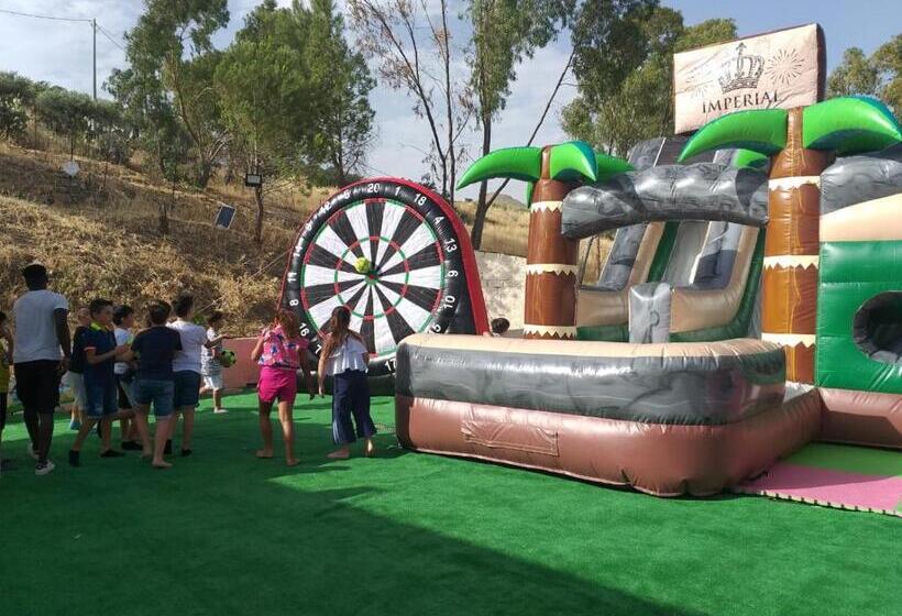 膳宿费 Imperial Park