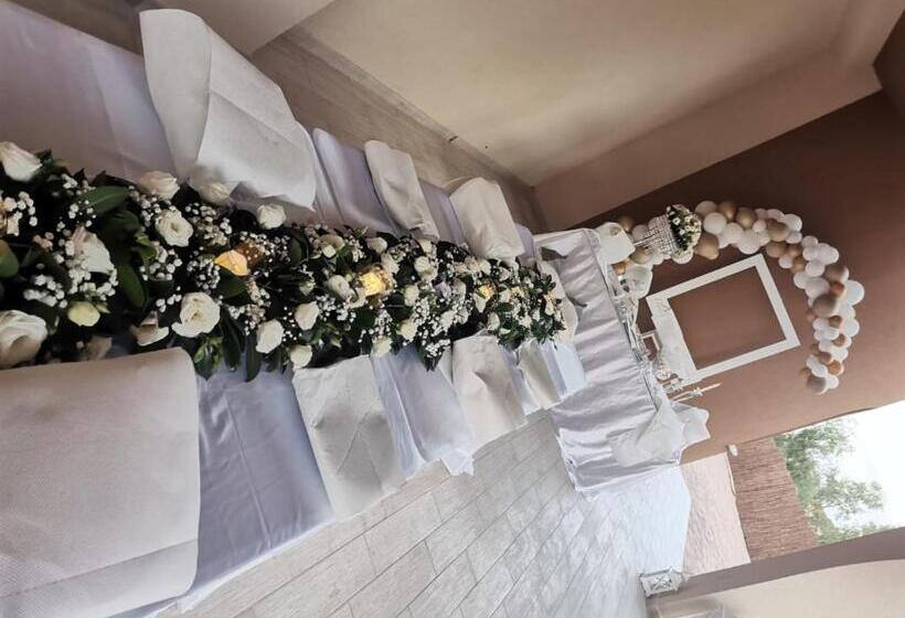 膳宿费 Imperial Park