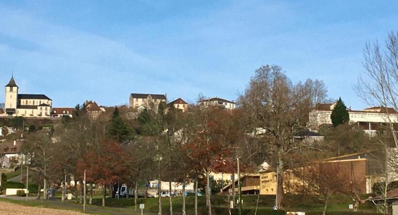بنسيون La Chtite Maison Béarnaise