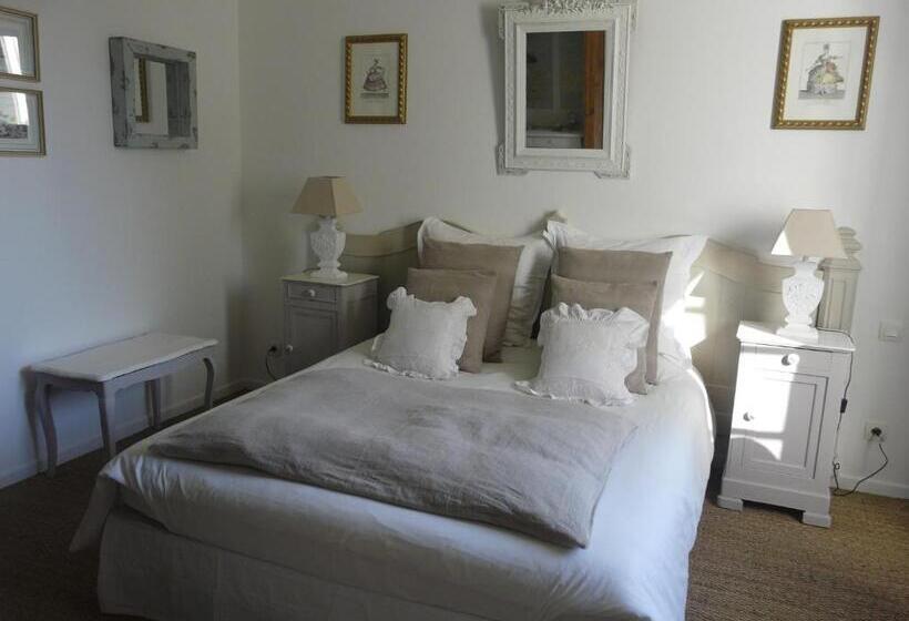 بنسيون La Closeraie Saint Girons