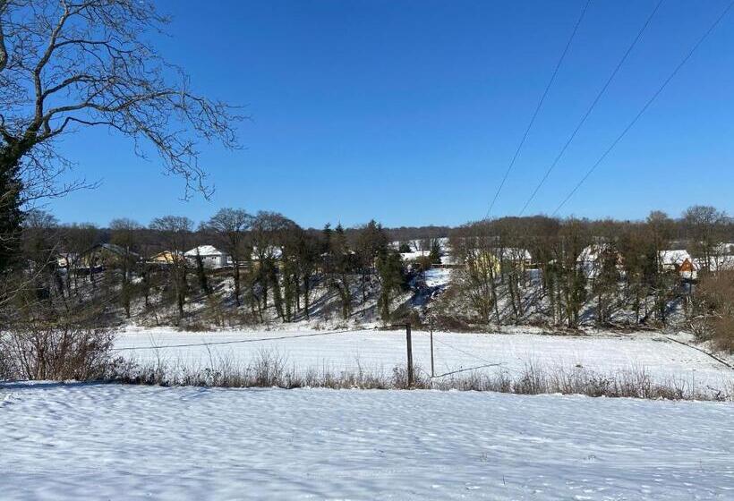 بنسيون L’aile Droite Du Château