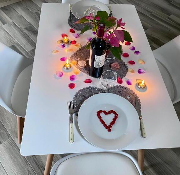 بنسيون L’aile Droite Du Château