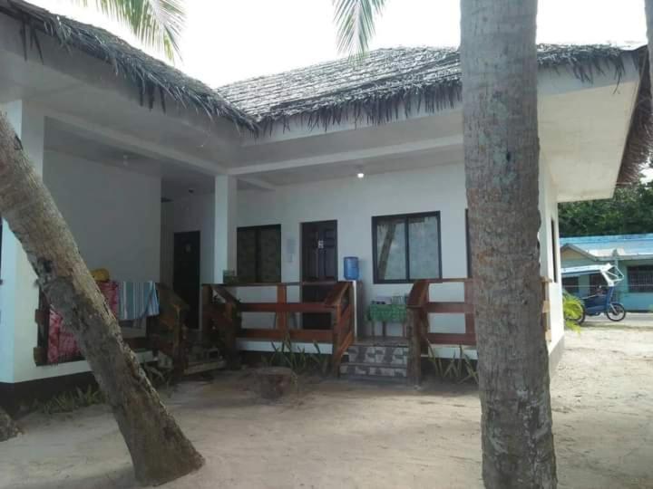 פנסיון Lapyahan Guest House