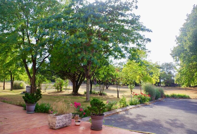 Пансион Les Trois Cèdres