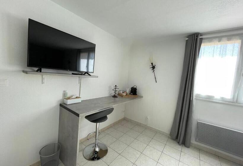 Пансион Les Trois Cèdres