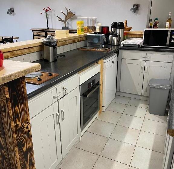 Пансион Les Trois Cèdres