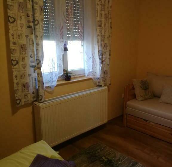 펜션 Levendulás Ház