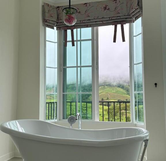 Пансион Misty English Cottage