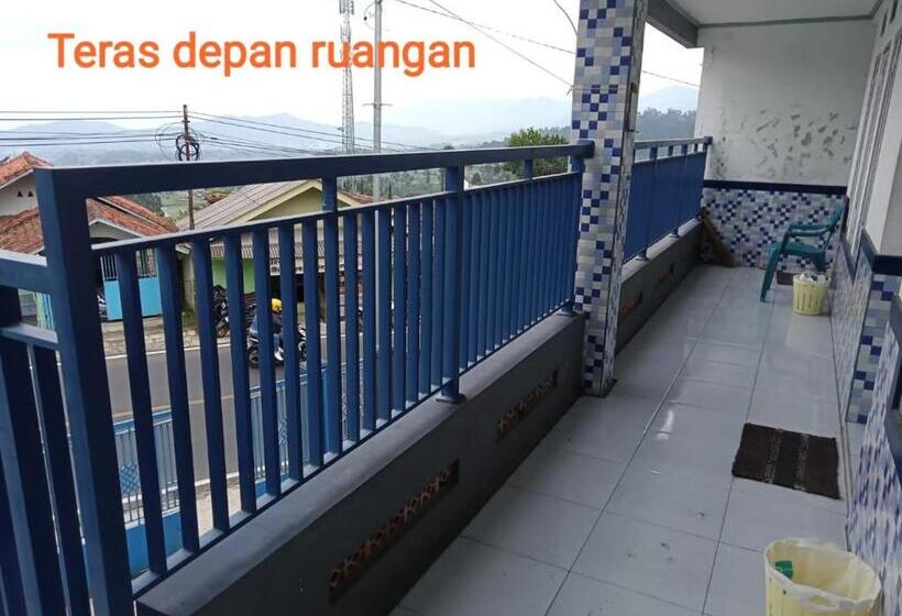Пансион Penginapan Atau Kontrakan Rumah Ciwidey 1 Ruangan 2 Kasur Dewasa Kamar Mandi Dapur Dalam Sewa Harian