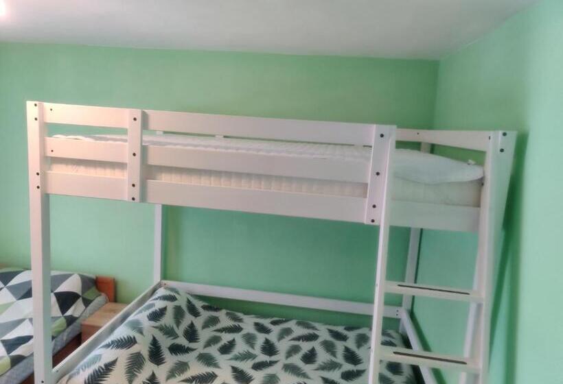 Пансион Vitajte V Ivachnovej 145