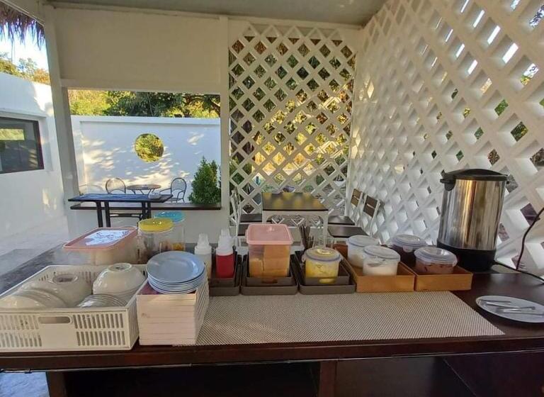 بنسيون Smile Box Coffee & Resort