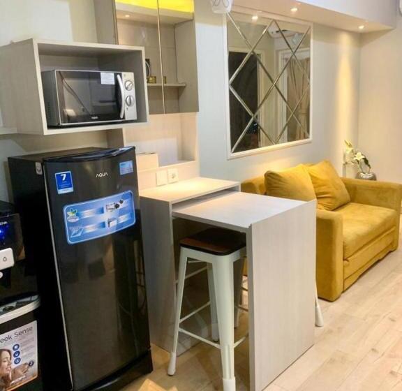 بنسيون Springlake Apartment Summarecon By Veeroom