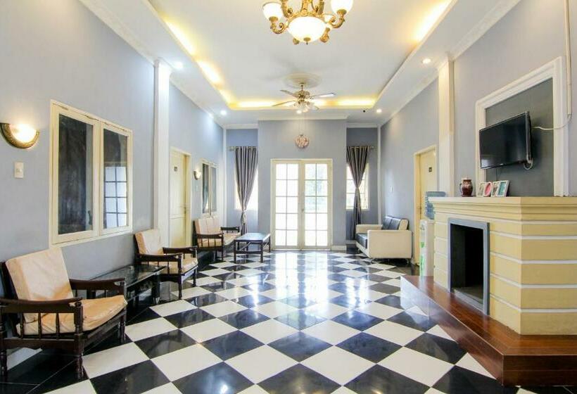 펜션 Trans Bandara Residence