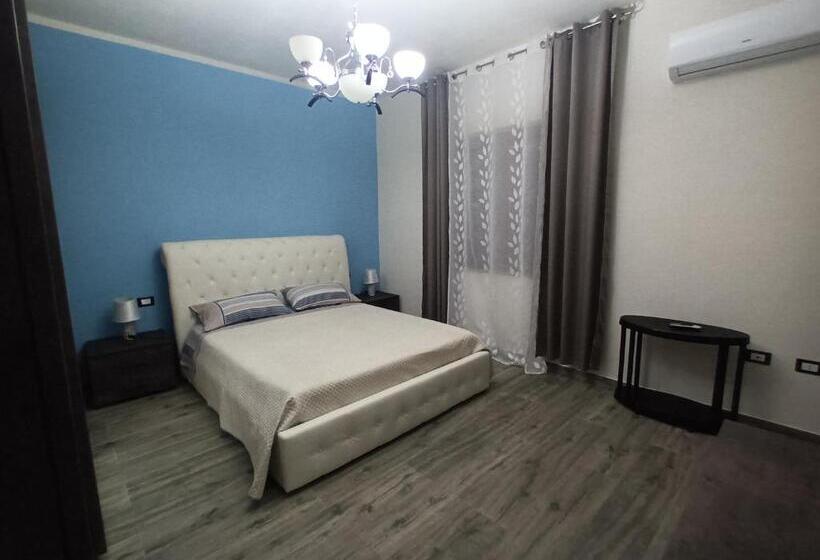 פנסיון Valentina S Garden House