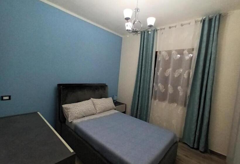 פנסיון Valentina S Garden House