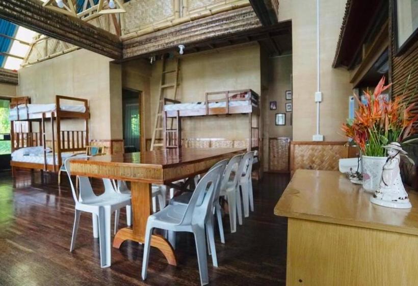 پانسیون Villa Serena