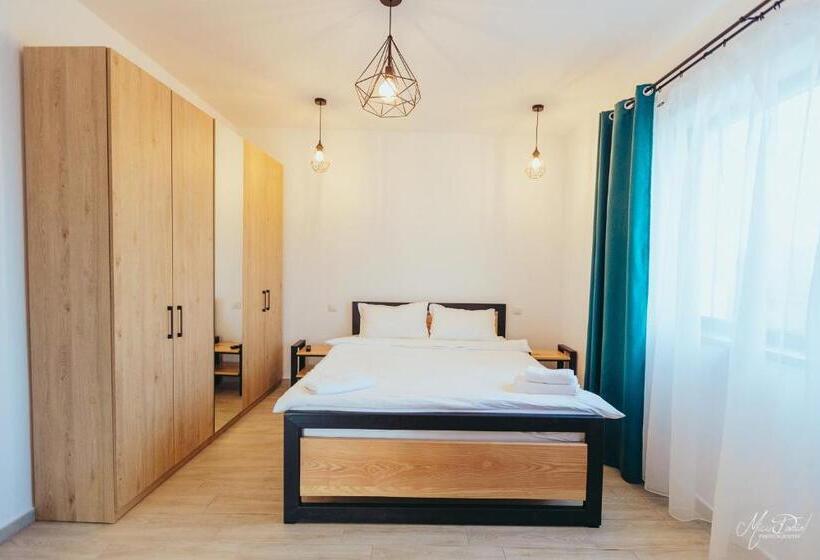 Pensiunea Căsuța Cu Stuf