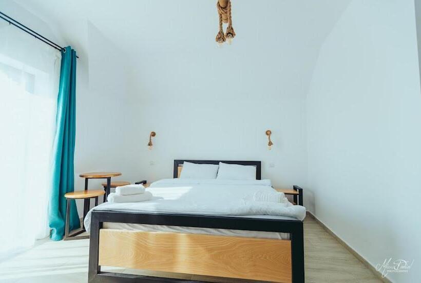 Pensiunea Căsuța Cu Stuf