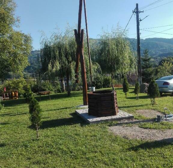 Pensiunea Fantana Rece