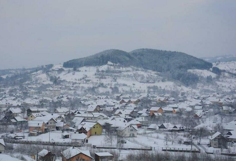 Pensiunea Fantana Rece