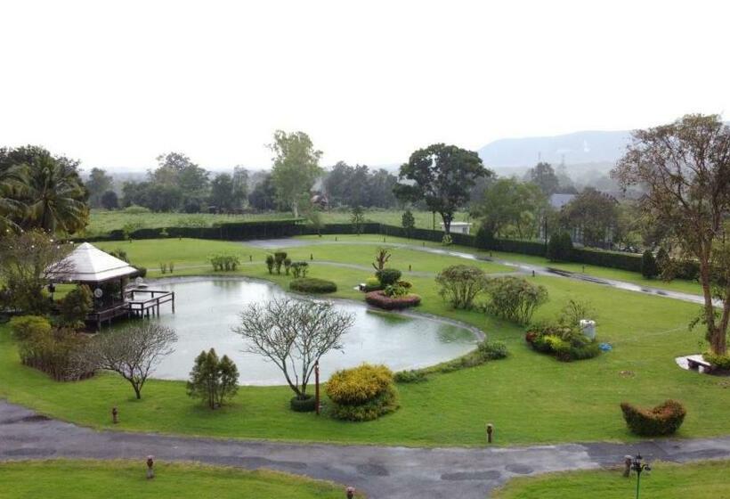 Resort ทิพย์วาริน รีสอร์ท เขาใหญ่