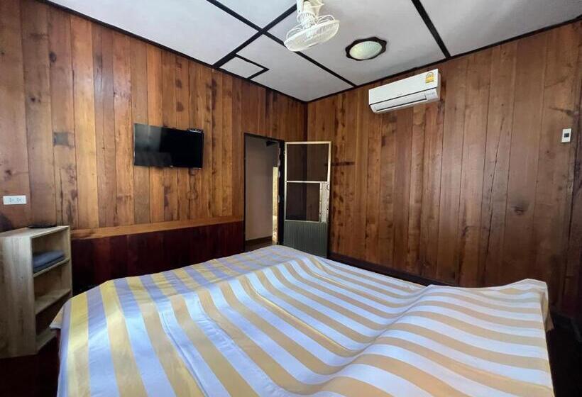 Resort ไร่นุชชม รีสอร์ทเขาค้อ