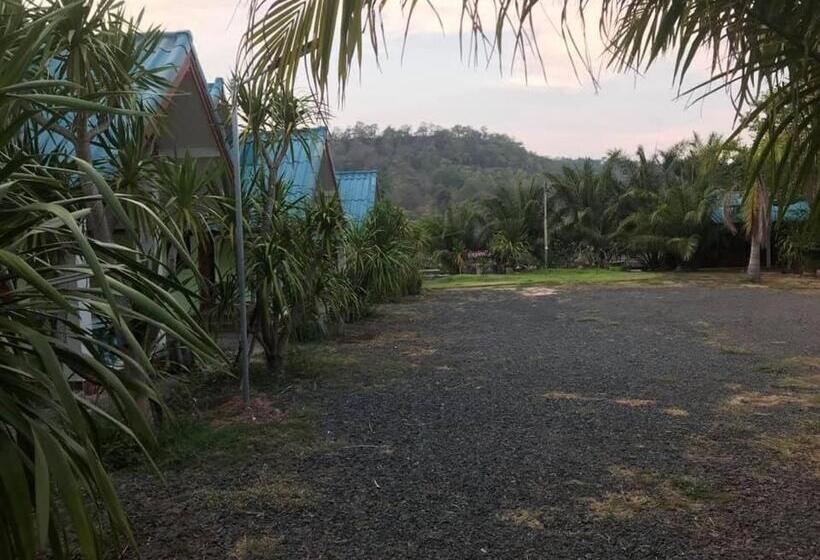 Resort บ้านภูเคียงน้ำรีสอร์ท ที่พักใกล้วัดเรืองแสง