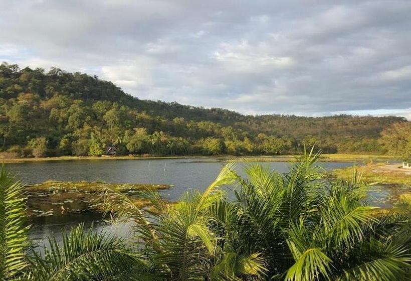 Resort บ้านภูเคียงน้ำรีสอร์ท ที่พักใกล้วัดเรืองแสง