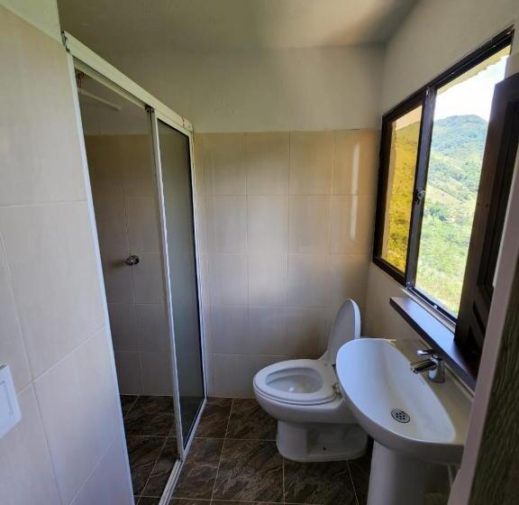 리조트 Reserva La Cascada