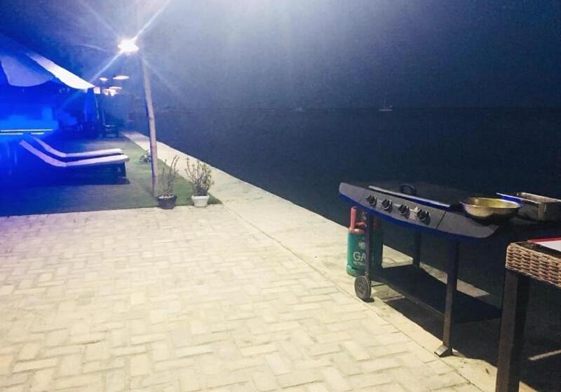 리조트 The Beachhouse