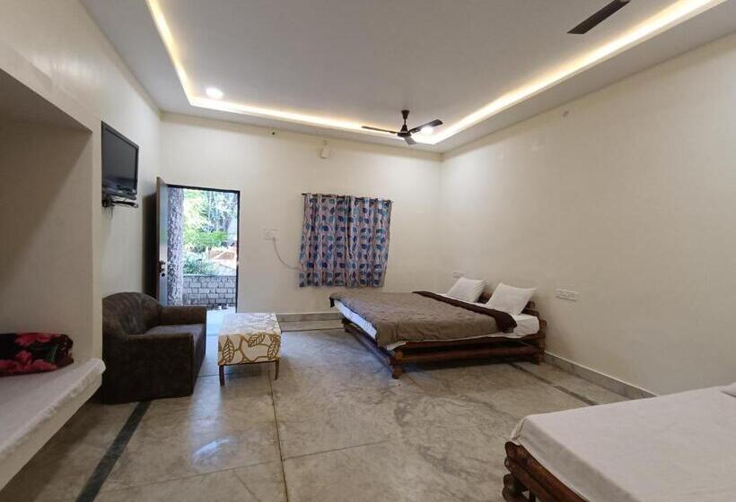 Sal Tree Resort By Vihasta, Kanha