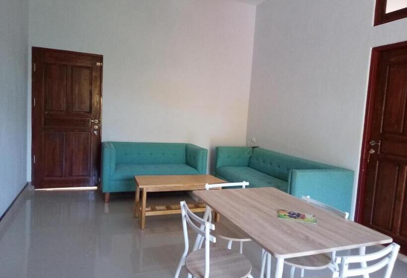 Santiago Bed And Breakfast At Desa Wisata Moni