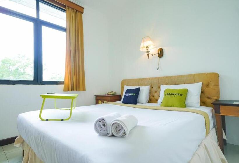 ホテル Urbanview By Millenium