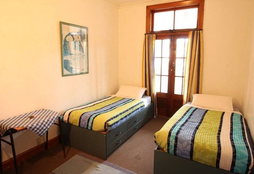 42b College House   Hostel