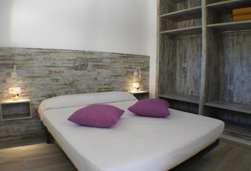 Agi Rescator Apartments