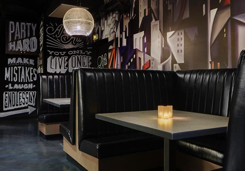 ユースホステル Generator Paris