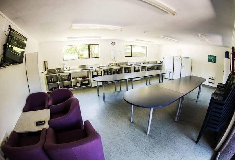 Hampshire Holiday Parks   Arrowtown