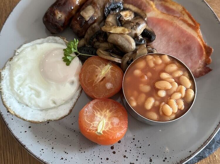 ベッドアンドブレックファースト Beechwood B And B