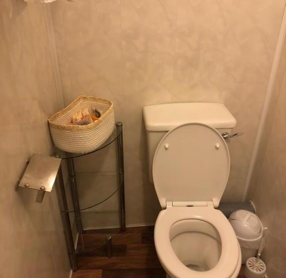 Bed and Breakfast Chaplins