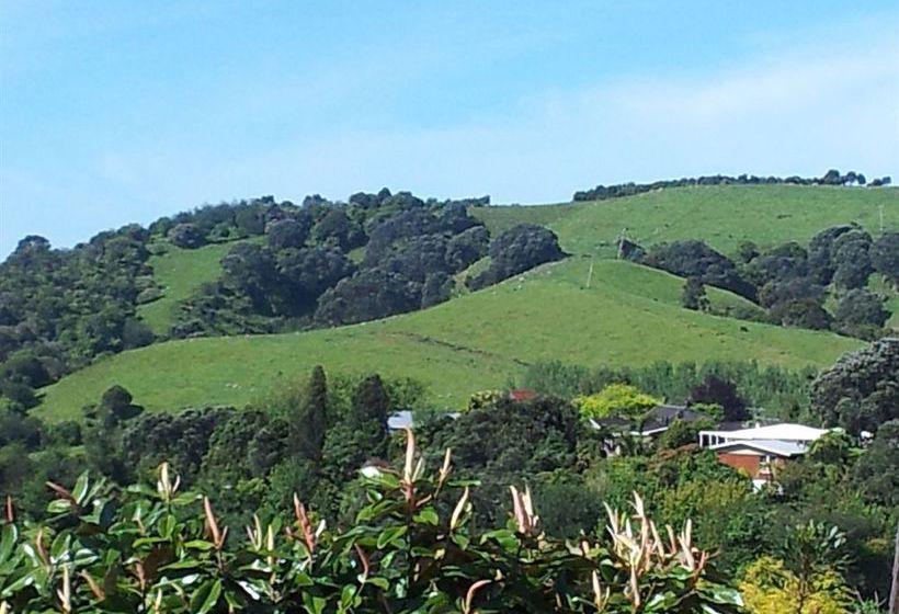 Crestwood Bed And Breakfast