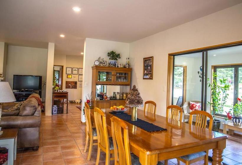 צימר Heartland Lodge