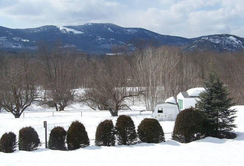 Briarcliff Motel