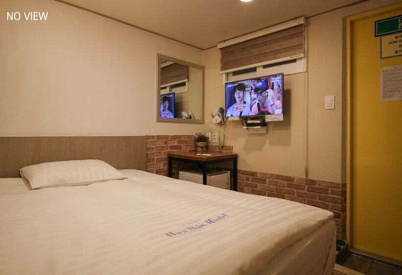 Dongdaemun Hwashin Hostel