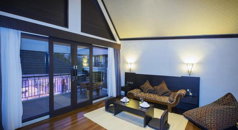 Flamingo Dewata Suite