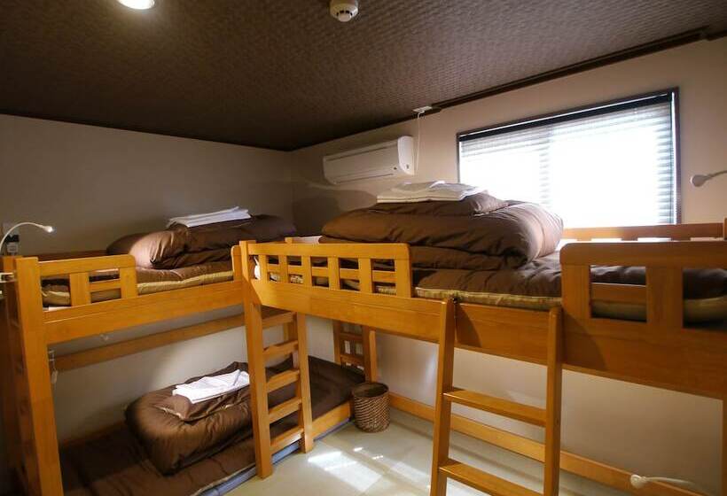 Fukuoka Hana Hostel