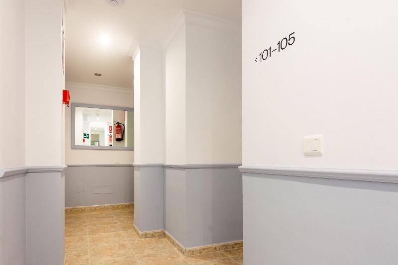 Hostal Luna De Nerja