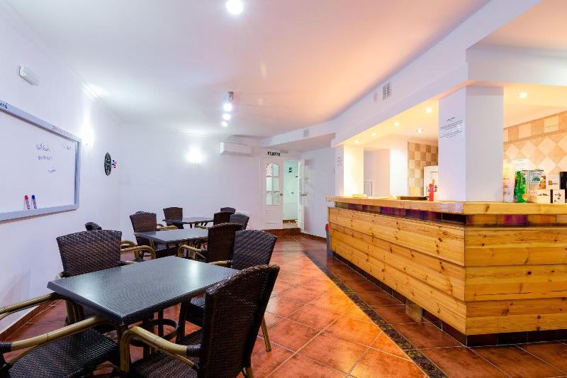 Hostal Luna De Nerja